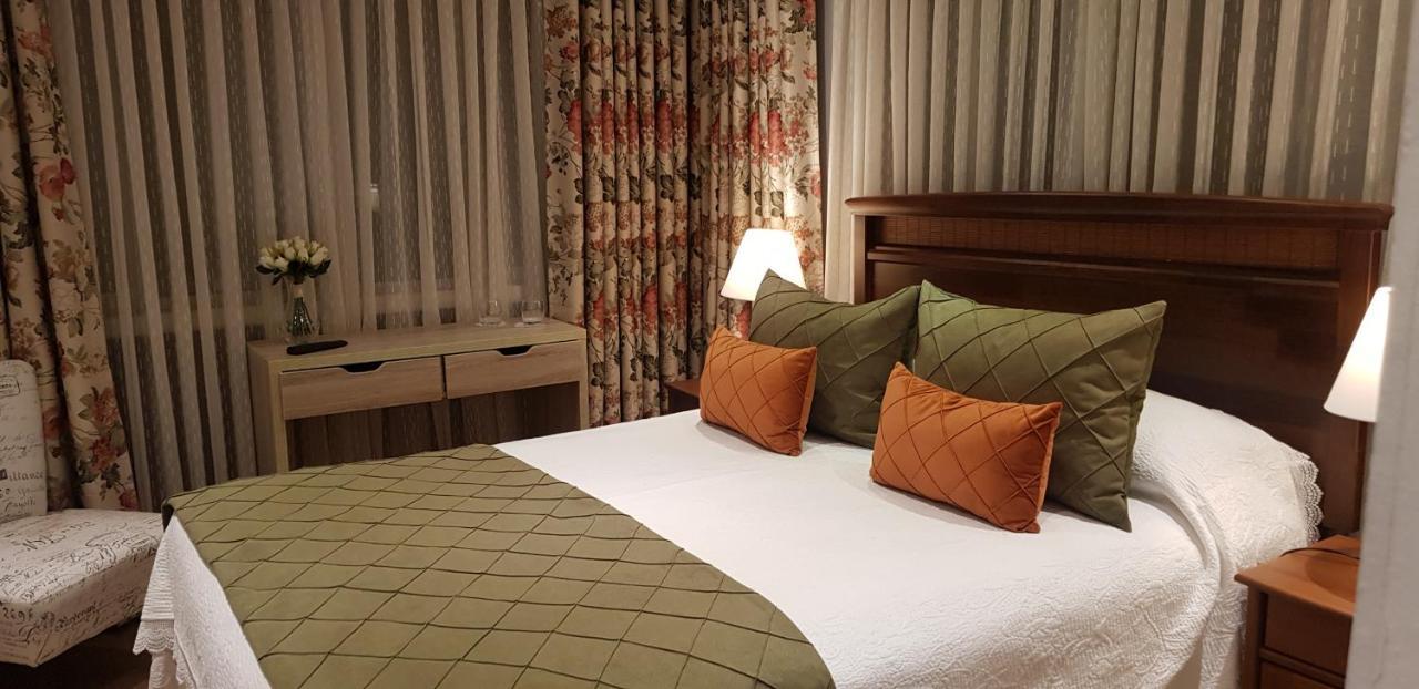 Hotel Puerta Del Lago Puerto Varas Eksteriør billede