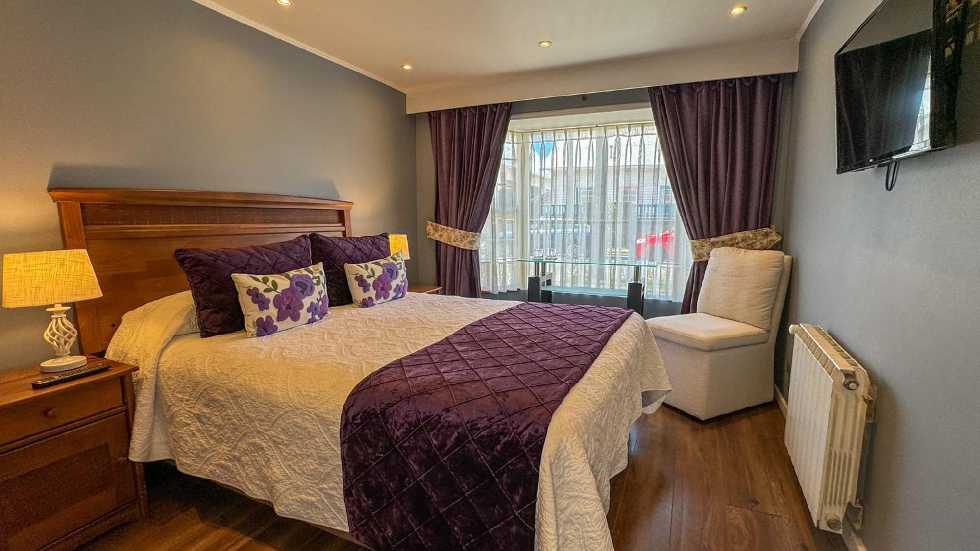 Hotel Puerta Del Lago Puerto Varas Eksteriør billede