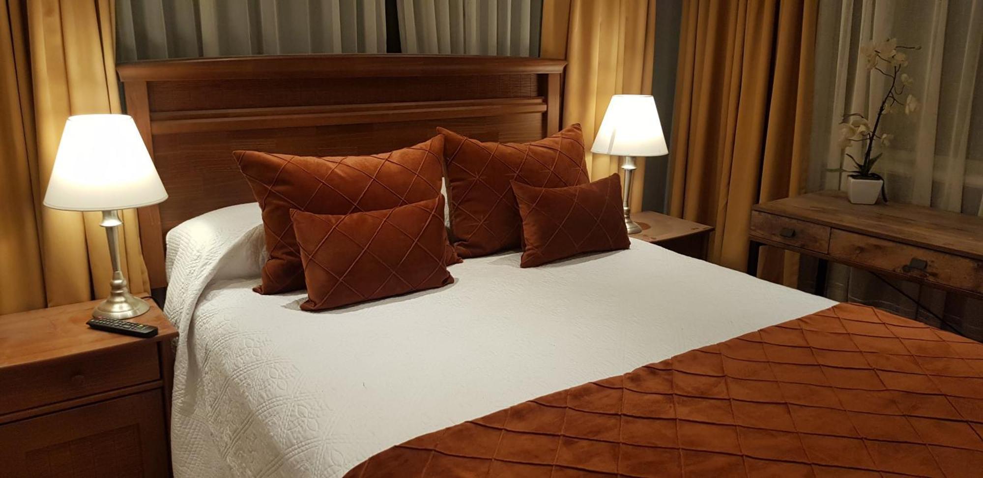 Hotel Puerta Del Lago Puerto Varas Eksteriør billede
