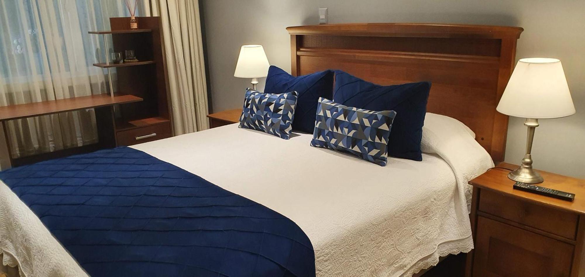 Hotel Puerta Del Lago Puerto Varas Eksteriør billede
