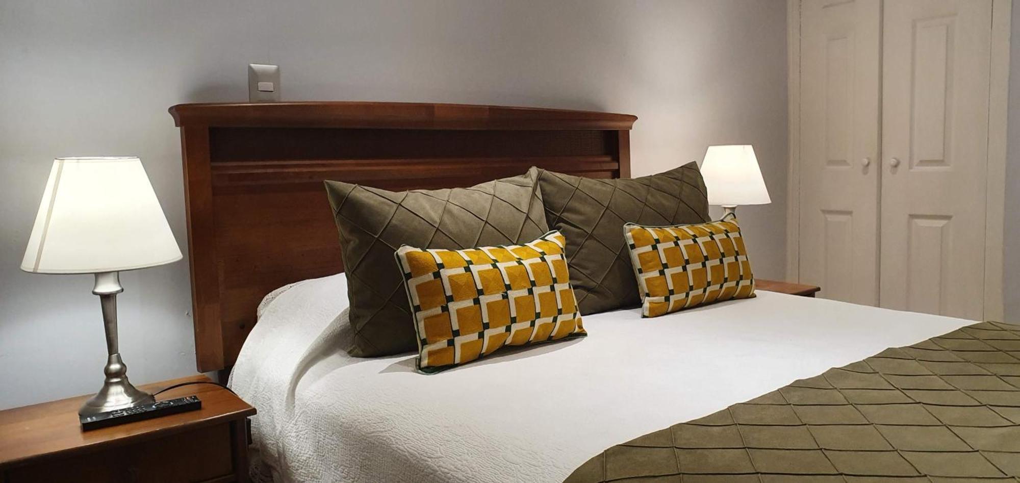 Hotel Puerta Del Lago Puerto Varas Eksteriør billede