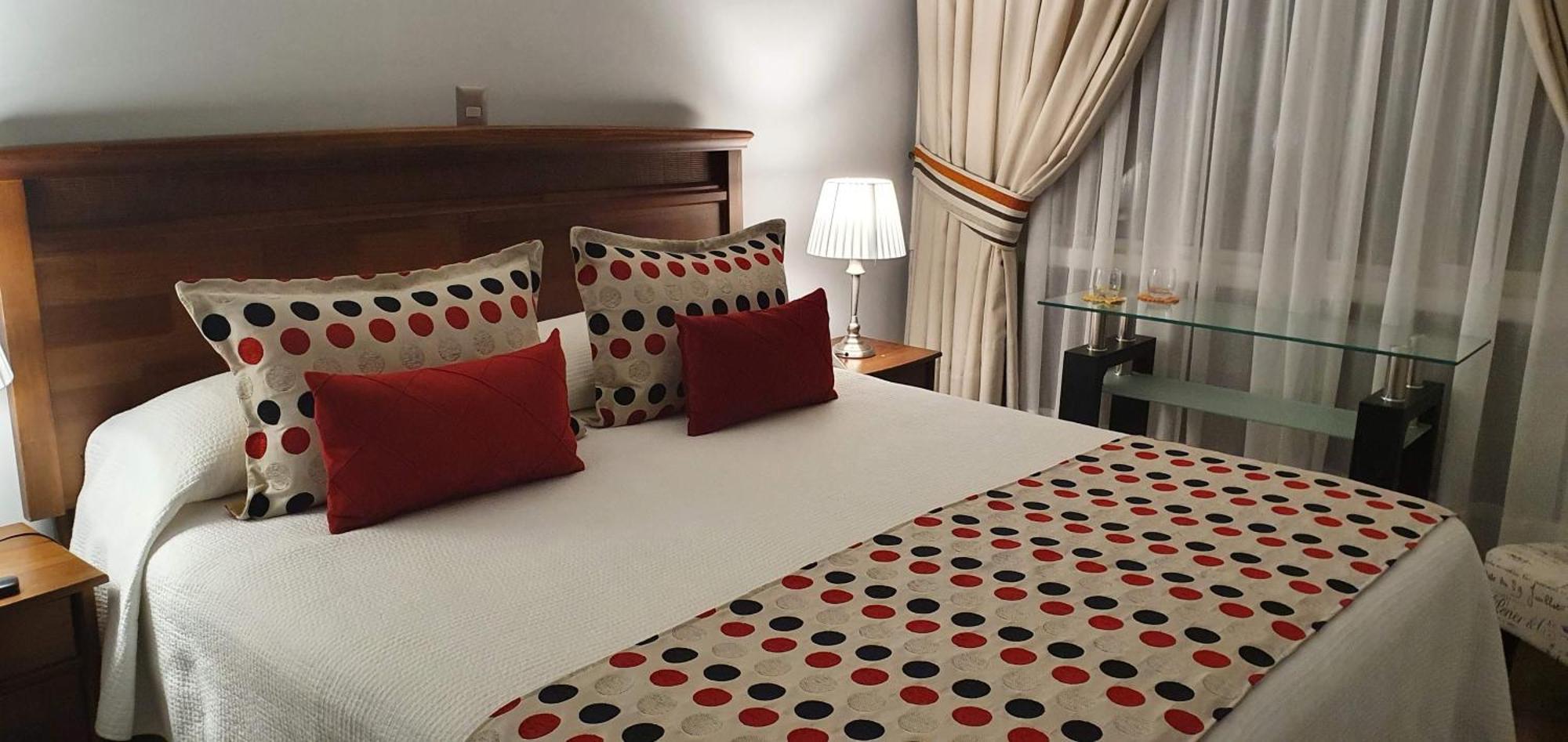 Hotel Puerta Del Lago Puerto Varas Eksteriør billede