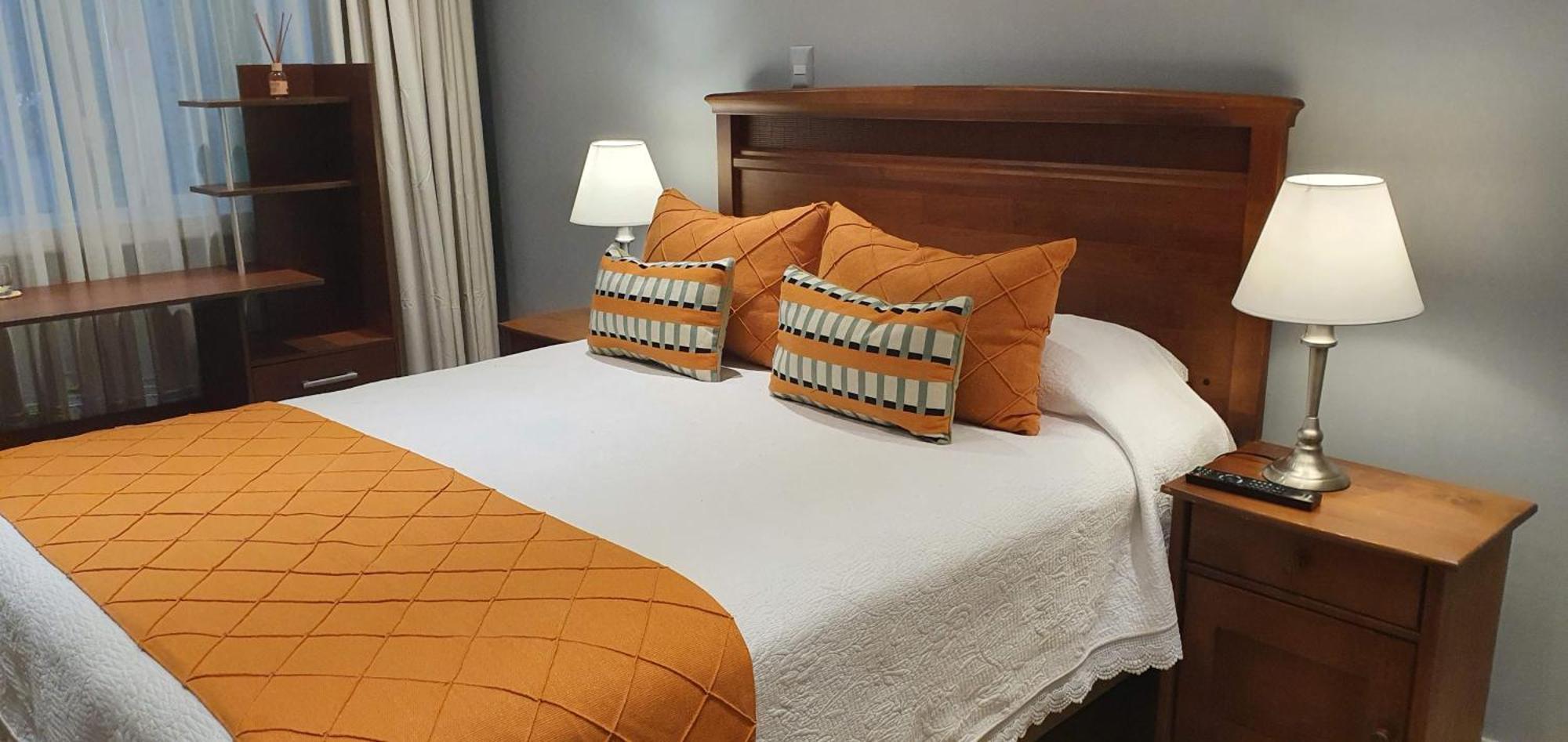 Hotel Puerta Del Lago Puerto Varas Eksteriør billede